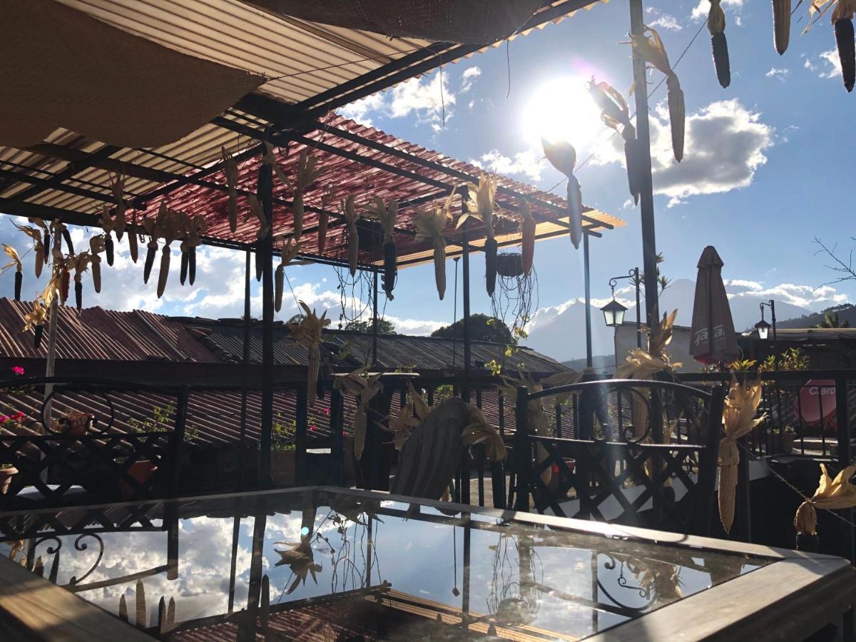 Dionisio Inn アンティグア・グアテマラ エクステリア 写真