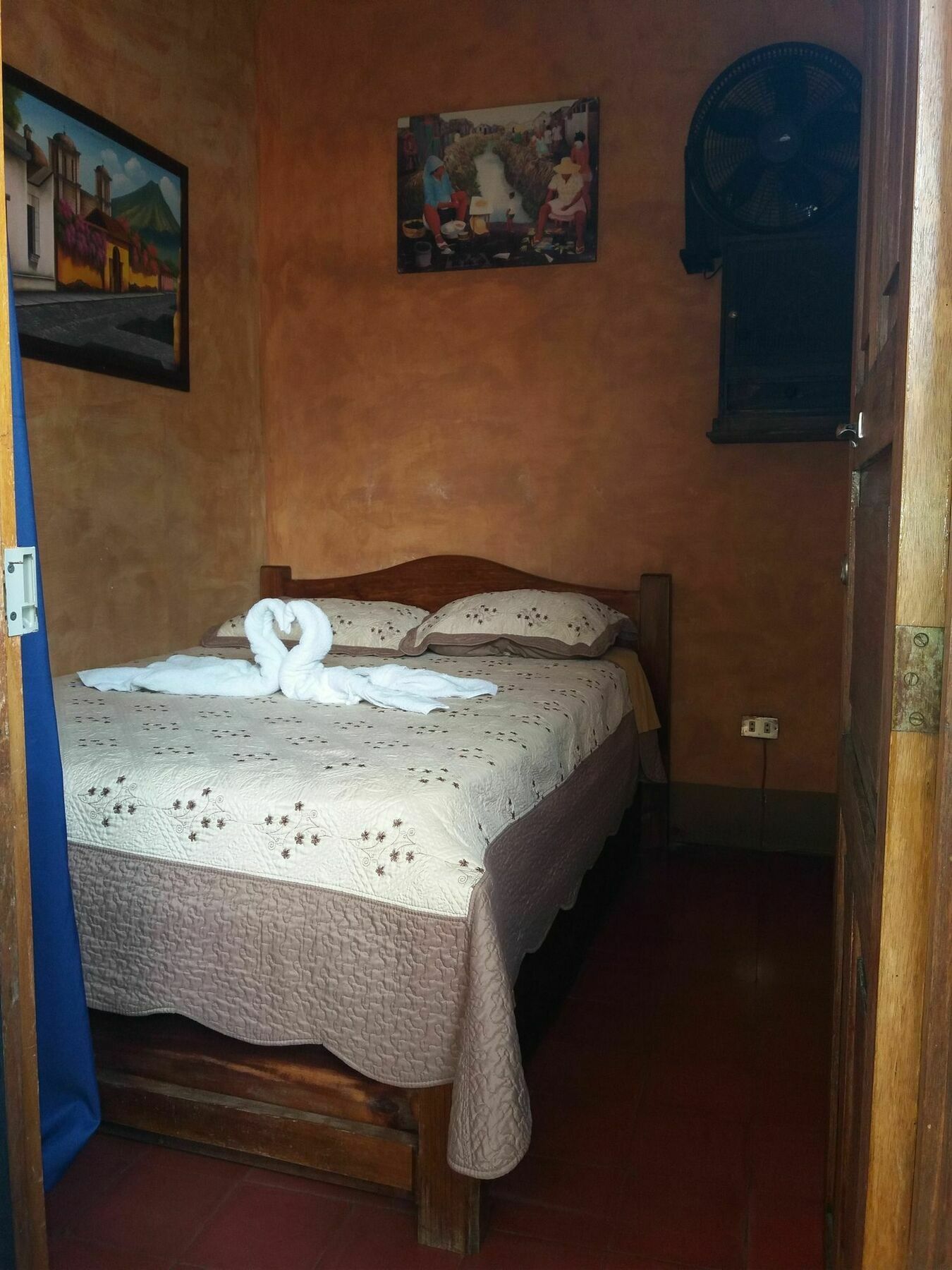Dionisio Inn アンティグア・グアテマラ エクステリア 写真
