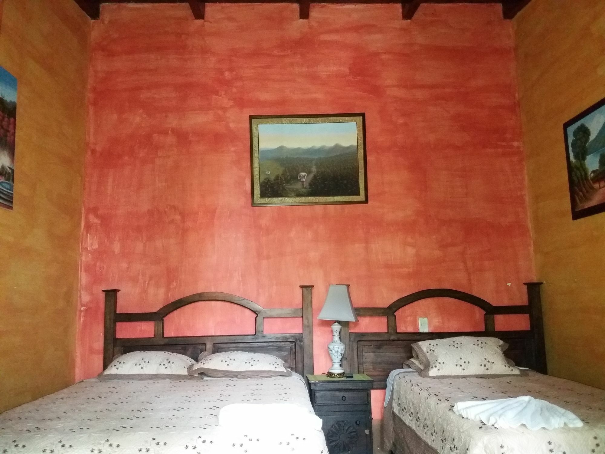 Dionisio Inn アンティグア・グアテマラ エクステリア 写真